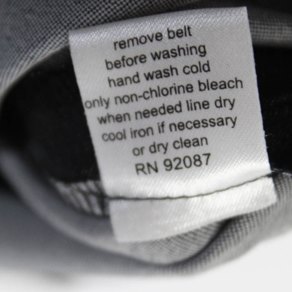 SAKS SLEEVELESS CREW NECK BELTed dress size 4 - Picture 6 of 6